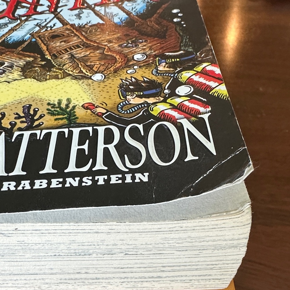 James Patterson Book Set - Picture 7 of 16